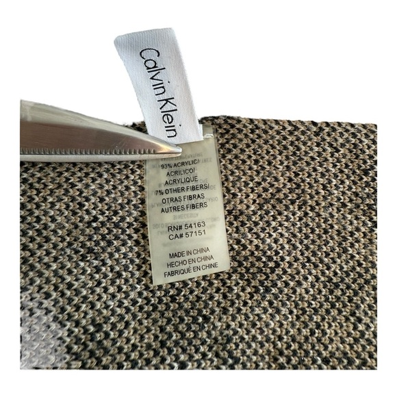 Calvin Klein Leopard Print Scarf - Picture 4 of 8